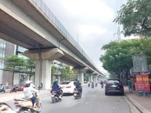 Hình ảnh Bán nhà Hào Nam - Diện tích rộng - Gần phố - Giá siêu tốt