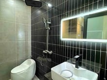 Hình ảnh Mt Kinh Doanh Nguyễn Trãi, DT 83m2, Nhà 5 Tầng, Đg 10m, Giá 15,3 Tỷ.