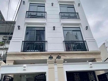 Hình ảnh Bán CHDV Phan Xích Long P.7 Q.PN 150m2 Thu nhập 200tr/th Giá 43.5 Tỷ