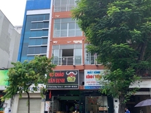 Hình ảnh Chính chủ cho thuê Mặt tiền ngang 7m, Quận 1, MT Đinh Tiên Hoàng