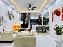 Hình ảnh CHỦ CẦN TIỀN BÁN GẤP đẹp lung linh ngay trung tâm quận 100