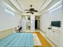 Hình ảnh Studio ban công tách bếp gần bùng binh Phù Đổng Quận 1