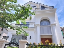 Hình ảnh Villa Nguyễn Văn Hưởng THẢO ĐIỀN -Quận 2 - 5PN - Sân vườn rộng 40Tr