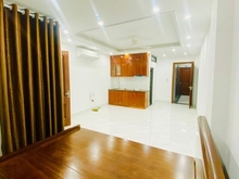 Hình ảnh Bán gấp nhà Phố Phương Liệt 75m2 6 tầng mt 4.5m giá 7.5 tỷ CT 50tr