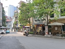 Hình ảnh Bán Toà Nhà 20 Căn Hộ DV Đường Lạc Long Quân VIEW Hồ Tây_92m2, 21.8 tỷ