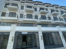 Hình ảnh Ngộp bank - Bán dãy nhà phố kế Vạn Phúc City Thủ Đức, 5 Tầng, 52m2