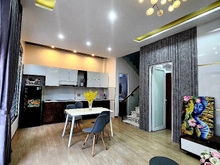 Hình ảnh Mt KInh Doanh Nguyễn Tri Phương,Dt 282m2,Nhà 3 Tầng,ĐG 30m, Giá 42 Tỷ.