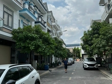 Hình ảnh Cần Bán gấp căn nhà 3 lầu phường An Phú Thuận An Bình Dương