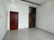 Hình ảnh Bán nhà MT Lê Lợi ngay ĐH Công Nghiệp 4, (4,3x21)trệt lầu HĐT: 25tr/th