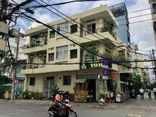 Hình ảnh Bán nhà căn Góc 2 Mặt Tiền Đoàn Thị Điểm, Q. Phú Nhuận .