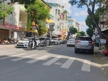 Hình ảnh Bán Nhà mặt tiền Quận 11 Gần Đầm Sen DTSD 551m2 , 4 tầng Giá 99,9 tỷ