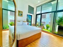 Hình ảnh Cho Thuê Căn Hộ Full Nội Thất+ Sân Vườn Quận Tân Bình