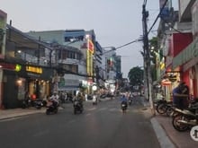 Hình ảnh Bán đất tặng nhà ngay trung tâm Q1 8x25m xây building 7 tầng giá 60tỷ