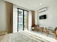 Hình ảnh Cho Thuê Căn Hộ Ban Công Thoáng Mát Cực Chill Quận 10
