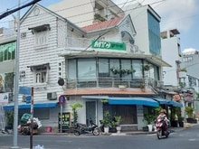 Hình ảnh Cho Thuê Góc 2 Mặt Tiền Bạch Mã + Hương Giang, Phường 15, Quận 10 !