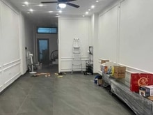 Hình ảnh Tòa 7T Thang máy ô tô tránh phố Duy Tân Cầu Giấy 50m MT4m Giá 19,6 tỷ.