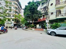 Hình ảnh BT lô góc ô tô tránh vỉa hè KD sầm uất ngày đêm 160m 40 tỷ.