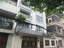 Hình ảnh Bán toà văn phòng 7 tầng mặt phố hoàng quốc việt, lô góc, thang máy,