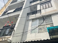Hình ảnh Quận 10, HXH thông, Sát MT, 4 Tầng, 4PN sân thượng trước  sau, 8.9 tỷ