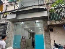 Hình ảnh Nhà nguyên căn, hẻm xe ô tô rộng rãi, ở Vạn Kiếp gần Q1, Q3, Phú Nhuận