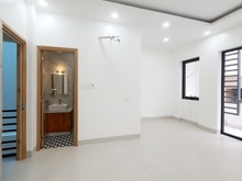 Hình ảnh Bán nhà hẻm xe tải đường Hòa Hảo - Quận 10