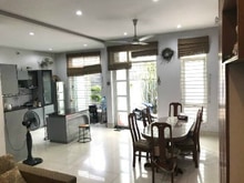 Hình ảnh 🔥Xe Hơi Đậu Cửa-MẶT TIỀN KHỦNG 6.5M-NHÀ ĐẸP 3 TẦNG LUNG LINH