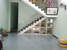 Hình ảnh Cho thuê nhà 2 tầng mặt tiền đường 5m5 gần Nguyễn Du - 10tr/tháng