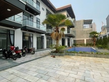 Hình ảnh CHO THUÊ Toà Villa 19 phòng , Hồ Bơi Lớn chuẩn, Gần biển Phạm Văn