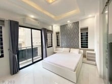 Hình ảnh Cho thuê phòng ban công xịn nội thất tách bếp sát chợ Tân Định quận 1