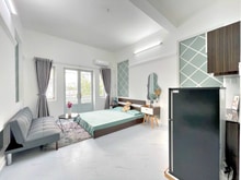 Hình ảnh Căn Hộ full nội thất bancol giá rẻ ngay cầu thủ thiêm-Landmark 81