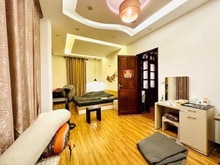 Hình ảnh Bán nhà ngõ Thịnh Quang, đống đa, ô tô vào tận cửa