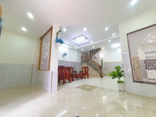 Hình ảnh Chỉ nhỉnh 7 Tỷ bán nhà HXH4m ngay Chợ Hoàng Hoa Thám,dt 6x9. 4 Lầu mới