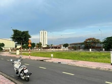 Hình ảnh Giá F0 15 lô Hồ Bá Phấn,Phước Long A,Quận 9 giá 2tỷ050/90m2 Sổ riêng.