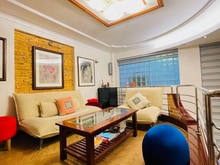 Hình ảnh Bán nhà Ba Đình, Văn Cao 35m2, 4 Tầng, nhỉnh 5 tỷ, Ngõ nông rộng.