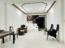 Hình ảnh Bán nhà hxh đường Cao Thắng -  Quận 3