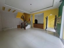 Hình ảnh NHÀ CHO THUÊ Đường Ngô thì sỹ , 3 tầng , ngang 10m , trống suốt