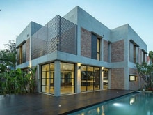 Hình ảnh Cho thuê biệt thự nội thất Itali cao cấp Thảo Điền Quận 2.600m2. 150tr