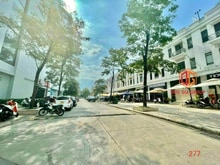 Hình ảnh Cho thuê shophouse 1T2L ngang 8,6m hoàn thiện đẹp ngay Vincom Biên Hòa