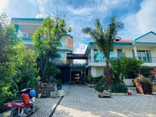 Hình ảnh Cho thuê khu nhà sân vườn 2200m2 mặt tiền đường Phạm Văn Thuận