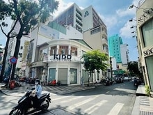 Hình ảnh Bán Góc 2 MT 130 Ngô Gia Tự NH 6mx12 Ngay Vòng Xoay Giá 230Tr/m2