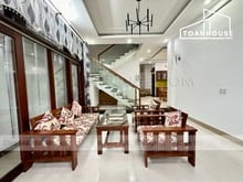 Hình ảnh Cho thuê nhà 4 phòng ngủ khu Mỹ An gần sông có gara ô tô