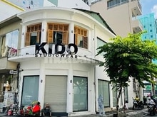 Hình ảnh Bán Gấp Nhà Góc 2MT gần Võ Văn Tần Đoạn 2 Chiều Ngang 5m Đẹp Nhất