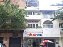 Hình ảnh Cho thuê nhà mặt tiền 79 Nguyễn Huệ, DT: 4.2x25m, 4 lầu giá 18.000 USD