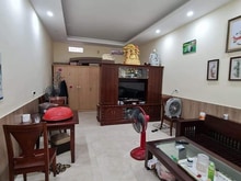Hình ảnh Bán nhà nguyễn khánh toàn : 69m2, 4 tầng, mặt tiền 4.4m, giá : 6.5 tỷ