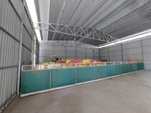 Hình ảnh Cho thuê nhà kho nhỏ DT 300m có 2 cửa nhập xuất đường xe container vào