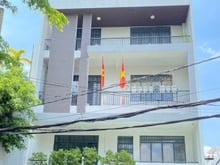 Hình ảnh Nhà mặt tiền đường Út Tịch - 5 tầng trống suốt