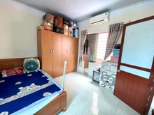 Hình ảnh Bán nhà Lạc Long Quân, Tây Hồ 40m2, 5 tầng, nhỉnh 5 tỷ. Nhà đẹp Ở ngay