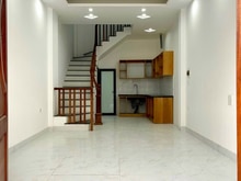 Hình ảnh Nhà dân xây—khu tam giác vàng—trịnh văn bô —50m—5tầng —giá 3,89 tỷ
