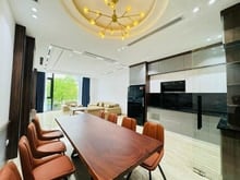Hình ảnh Bán nhà Nguyễn Văn Cừ 72 m 7 tầng mặt tiền 4,5 m chào 14,2 tỷ