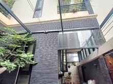 Hình ảnh Bán Nhà Lạc Long Quân Tây Hồ. Ngõ Ô Tô Vào. DT 96M2. MT 9M Giá 16,5 Tỷ